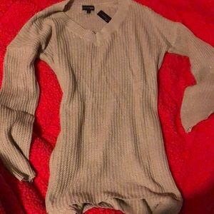 Fashion nova sweater/ blouse